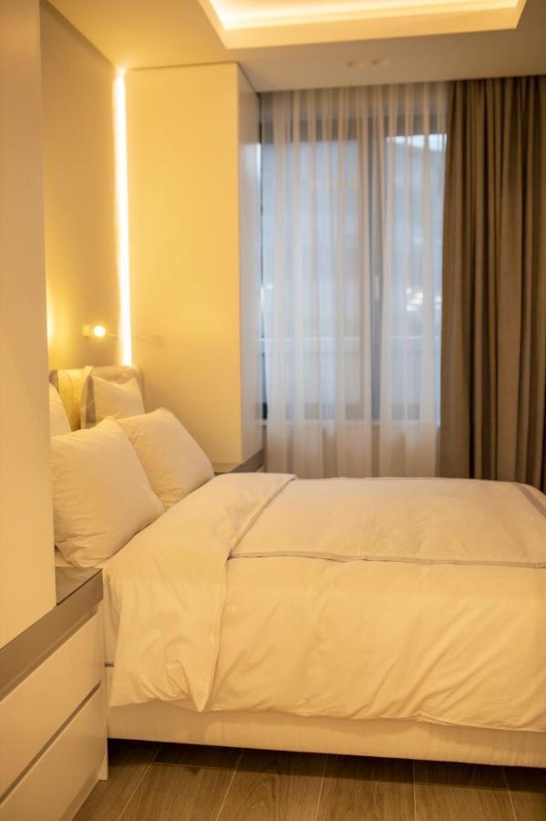 Pupin Palace Apartments Novi Sad Bagian luar foto