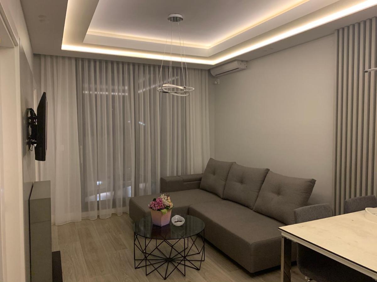 Pupin Palace Apartments Novi Sad Bagian luar foto