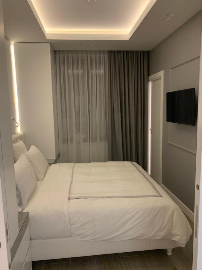 Pupin Palace Apartments Novi Sad Bagian luar foto